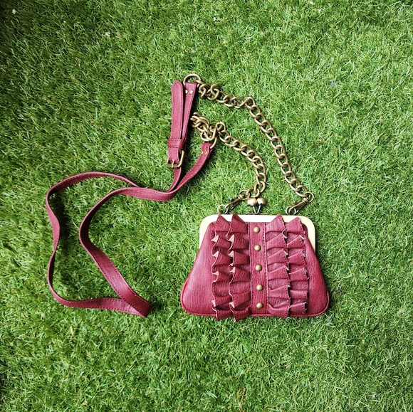 Jessica Simpson Handbags - 🎉HP🎊 Jessica Simpson Crossbody Bag